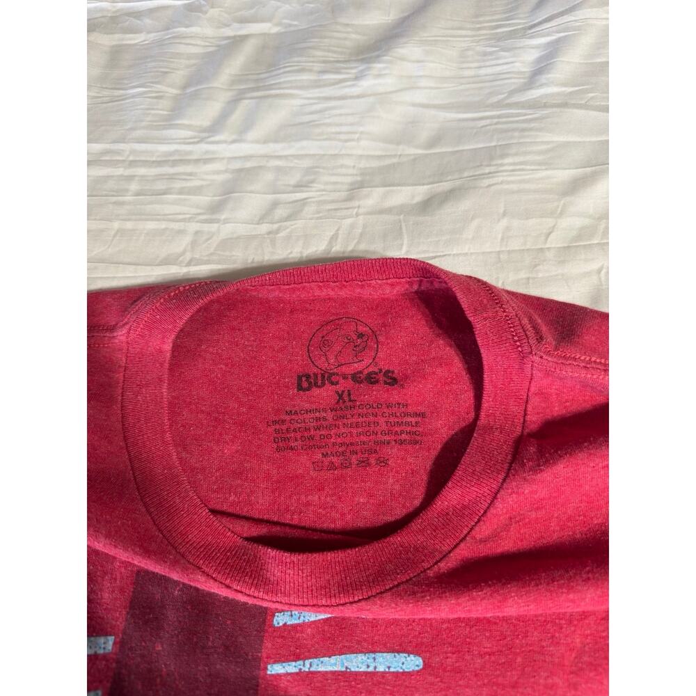 Bucees T Shirt - Picture 2 of 3